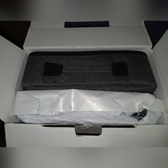 Digital Projector - Picture 2 of 2